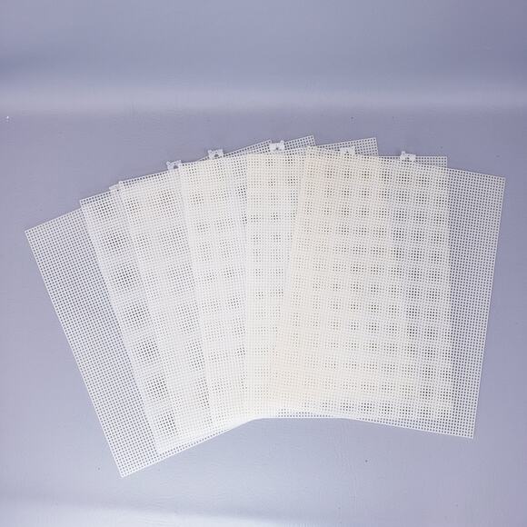 Lot of 17 Quick Count Plastic Canvas Sheets 7 Mesh 10.5" x 13.5" Multicolor - Picture 12 of 14